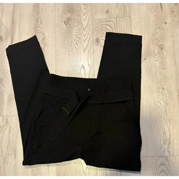 BR BANANA REPUBLIC Slim Refined Stretch Cargo pants in black. Size 12L NWOT - Picture 8 of 8